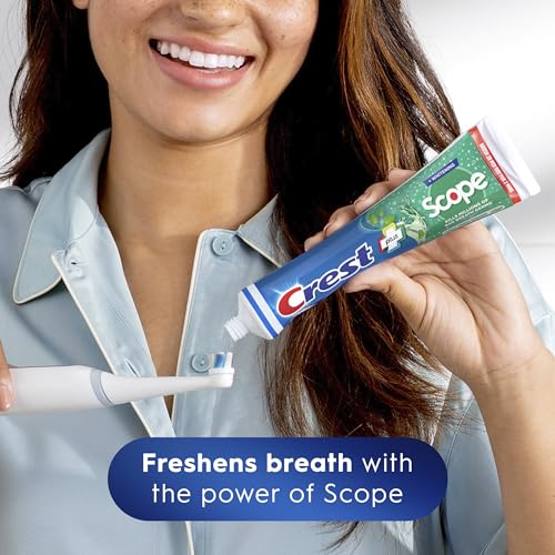 Thumbnail 2 de Crest + Scope Whitening Toothpaste — Pack of 3, 5.4 Oz Tubes
