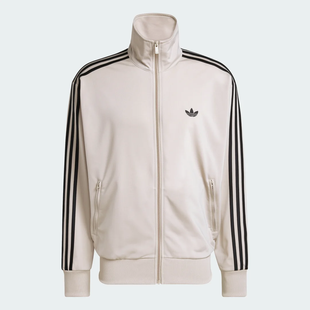 Detalle 2 de Chaqueta Firebird de Adidas – beige, para un uso diario con estilo cómodo