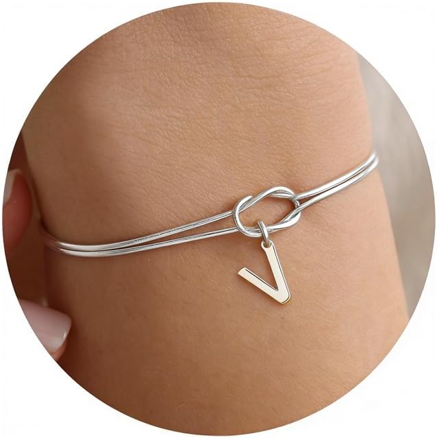Detalle de DORANA Sterling Silver Initial Bracelet with Love Knot – 6.5in + 2in Ext