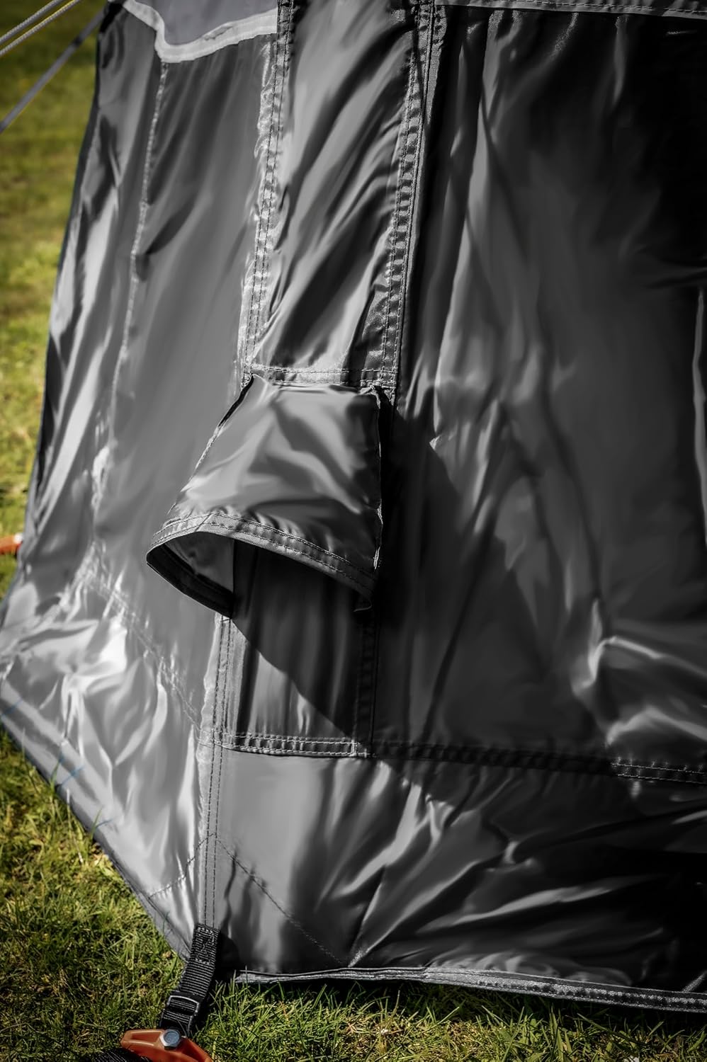 Thumbnail 2 de Maypole Warwick Air Driveaway Awning Low for Campervans (180–210cm Channel Height)