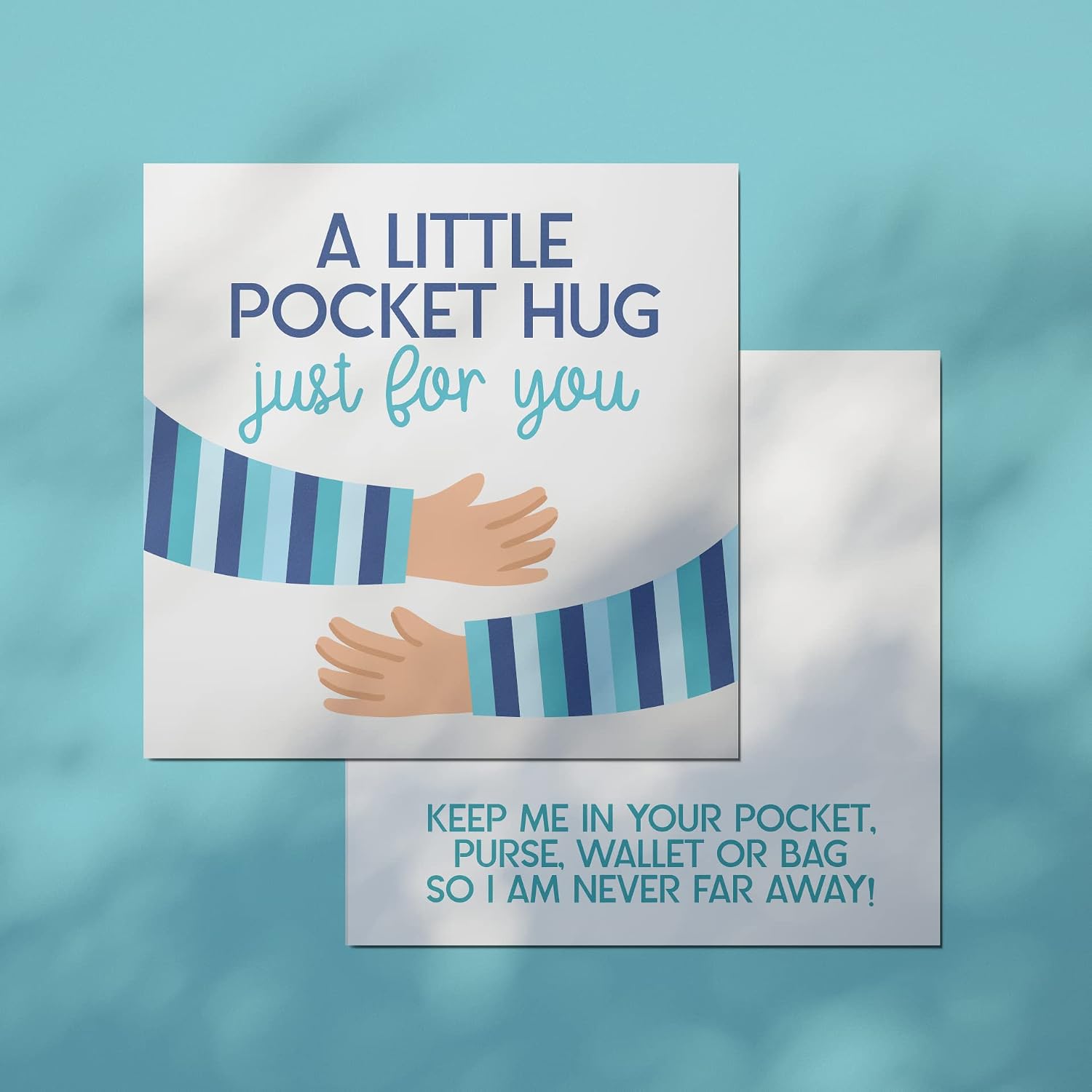 Detalle de Little Pocket Hug: Wooden Heart Token with Positive Affirmations (Blue) – You Are Strong