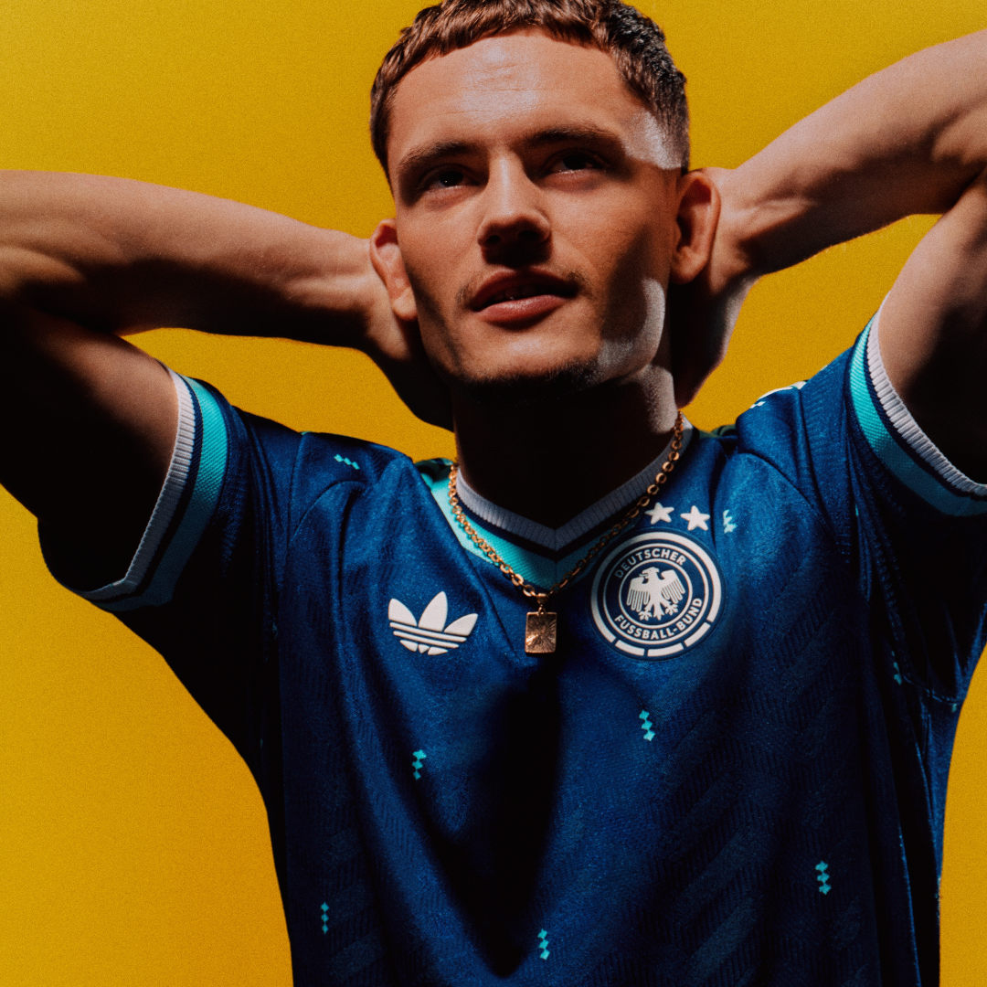 Detalle de Camiseta segunda equipación Alemania 26 Oficial – Adidas