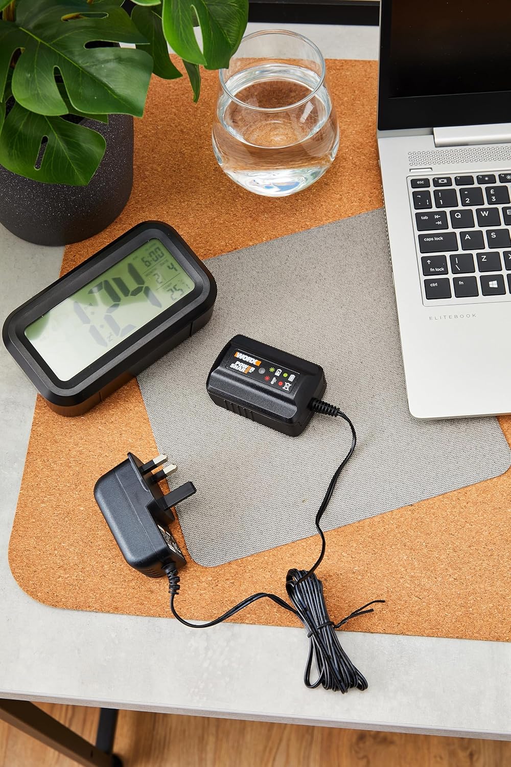Thumbnail 6 de WORX WA3760 18V (20V MAX) Battery Charger for all WORX batteries