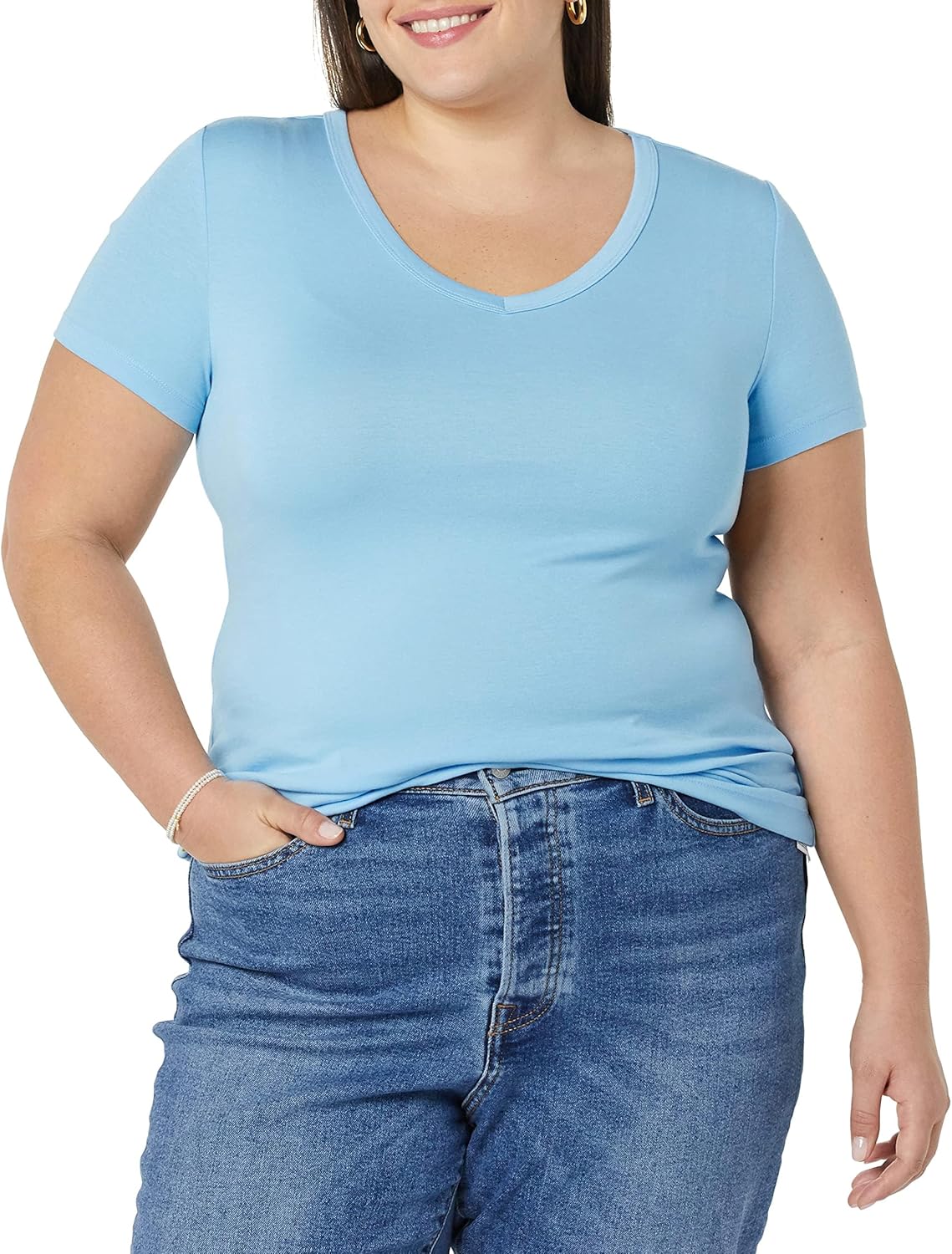 Thumbnail 4 de Amazon Essentials Women’s Slim-Fit Short-Sleeve V-Neck T-Shirt