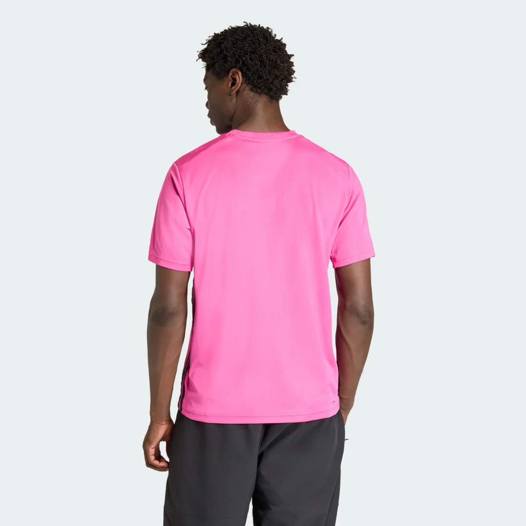 Detalle 2 de WORKOUT ESSENTIALS BASE 3-STRIPES T-SHIRT de Adidas — camiseta de entrenamiento en rosa