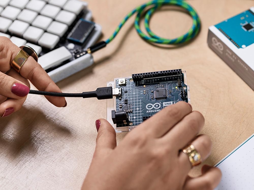 Thumbnail 4 de Arduino UNO R4 Minima ABX00080 コントローラーボード、Renesas RA4M1・USB-C・CAN・12ビットDAC