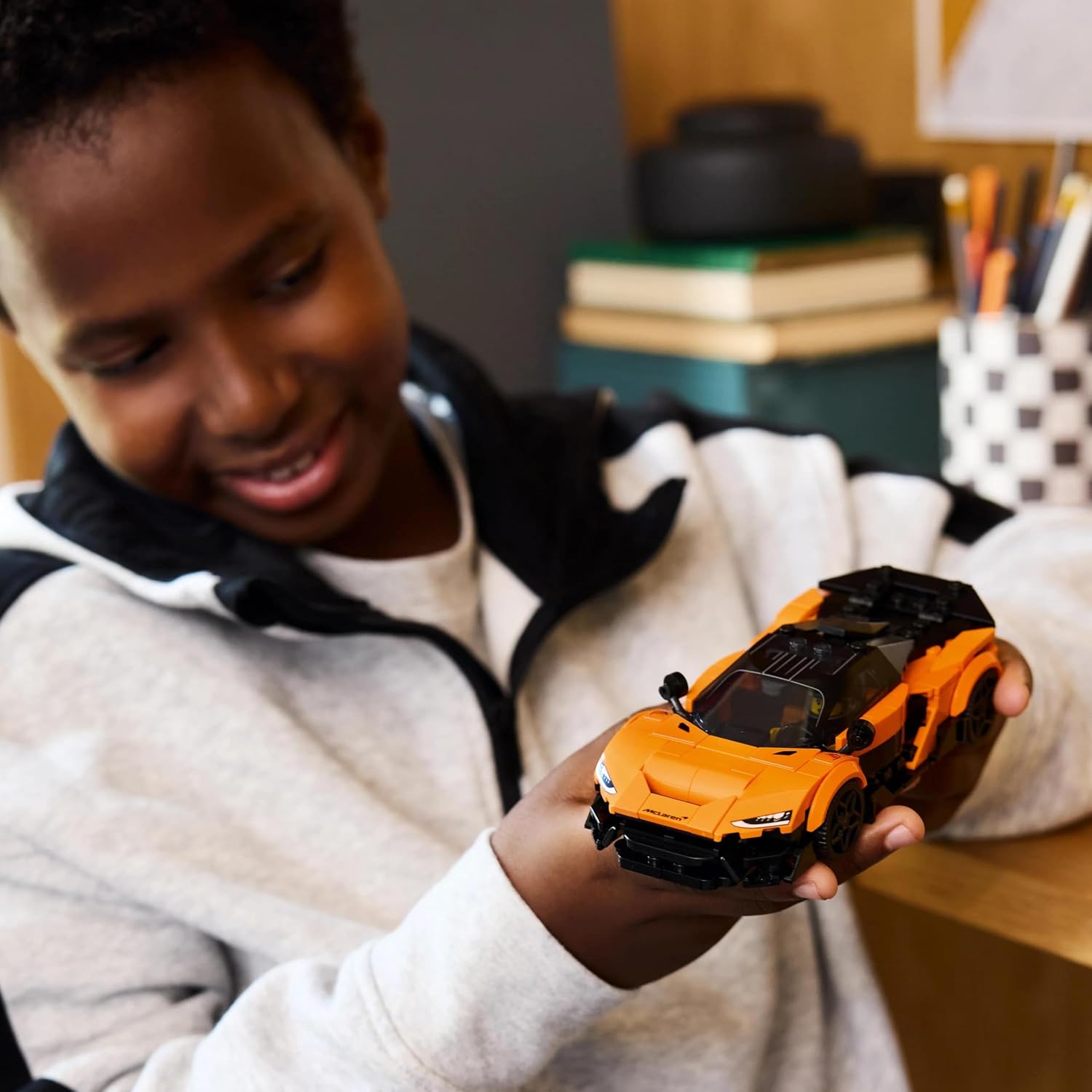 Detalle 2 de LEGO Speed Champions McLaren W1 Modellauto 🎲