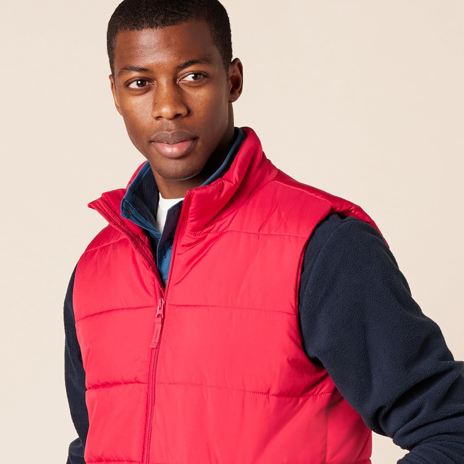 Thumbnail 3 de Amazon Essentials men’s mid-weight fleece-lined insulated puffer vest