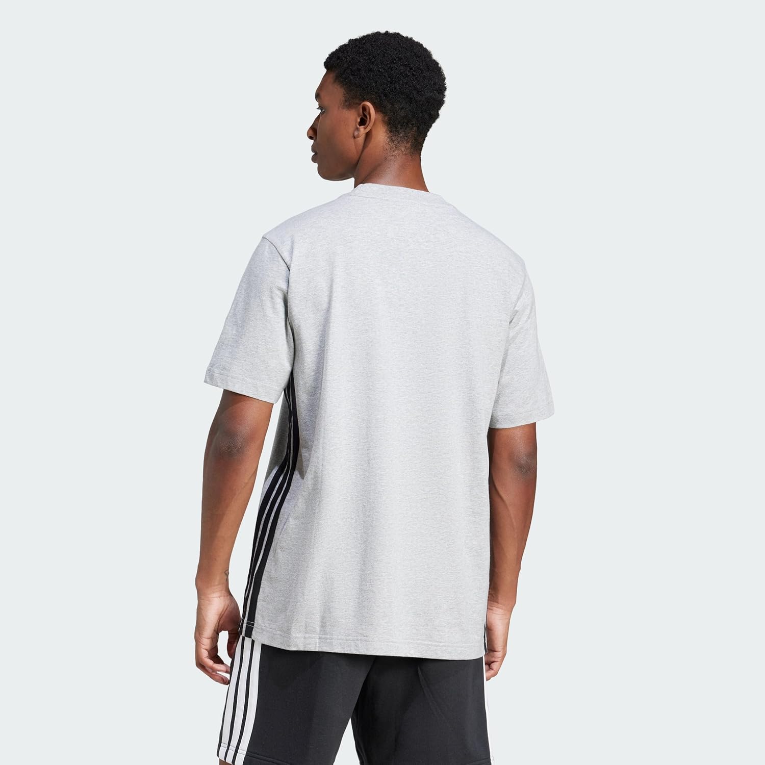 Thumbnail 1 de Adidas Herren Essential Three Stripes Single Jersey Tee – Vielseitiges Basic-Shirt