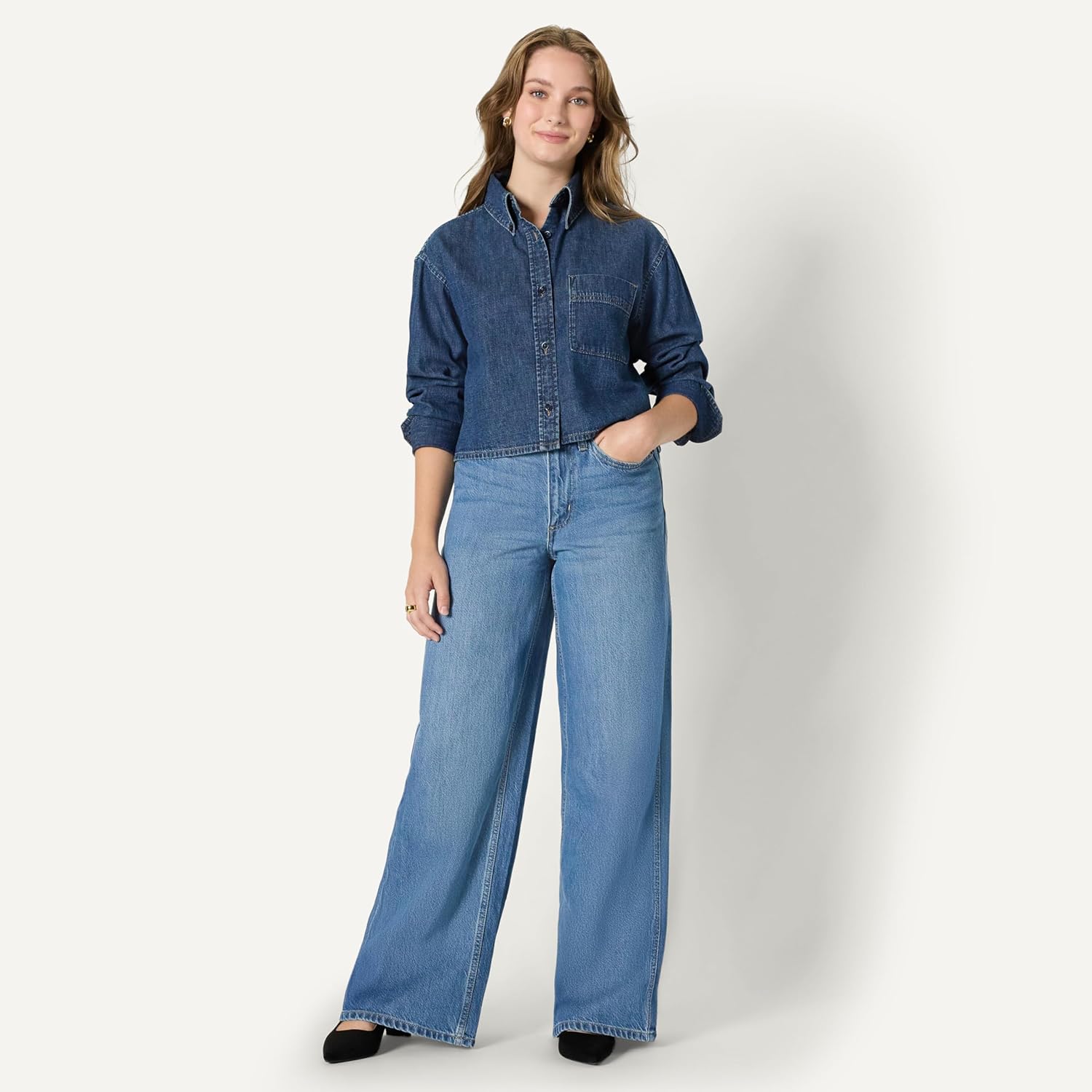 Thumbnail 4 de Jeanshemd mit Knöpfen für Damen (oversized, kurz geschnitten) – Amazon Essentials Modernes Damenhemd