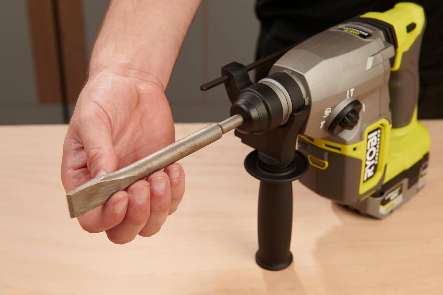 Thumbnail 4 de Ryobi RSDS18BL-0 trapano SDS+ 18V brushless