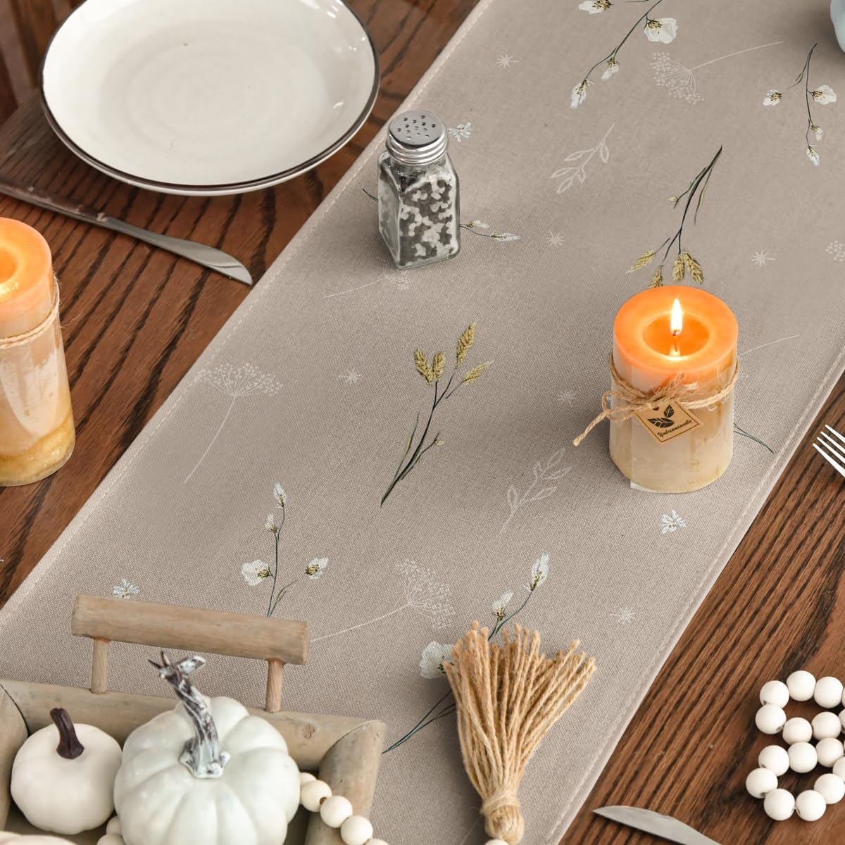 Detalle de Artoid Mode Fall Table Runner, 13 x 72 Inch