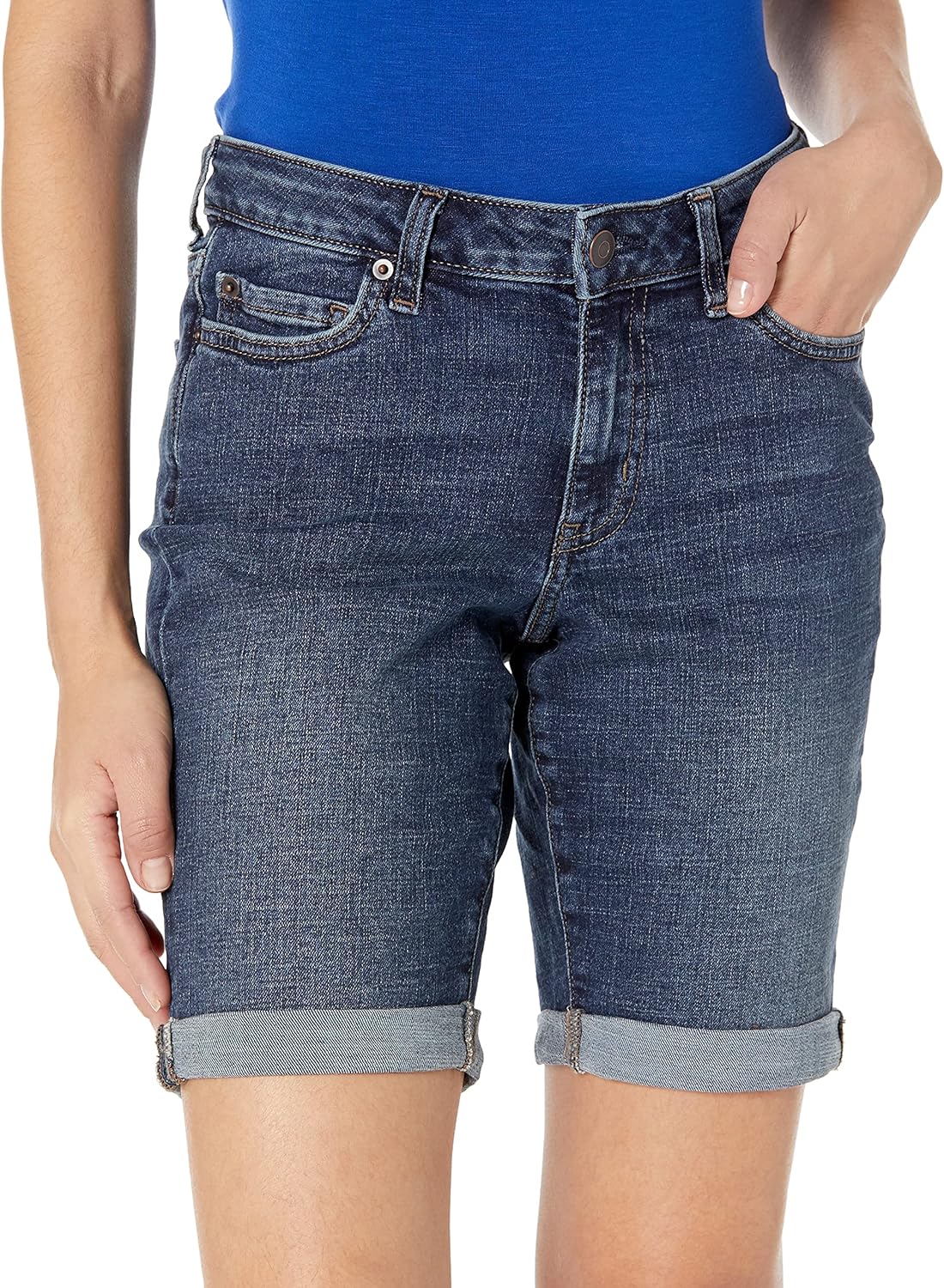 Thumbnail 2 de Amazon Essentials Damen schmal geschnittene Denim-Bermudashorts mit 23-cm-Länge
