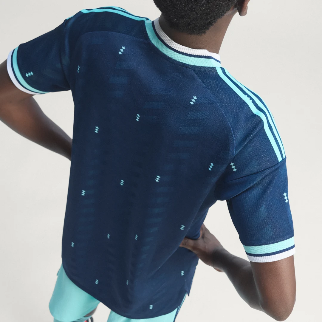 Detalle 2 de Camiseta segunda equipación Alemania 26 Oficial – Adidas