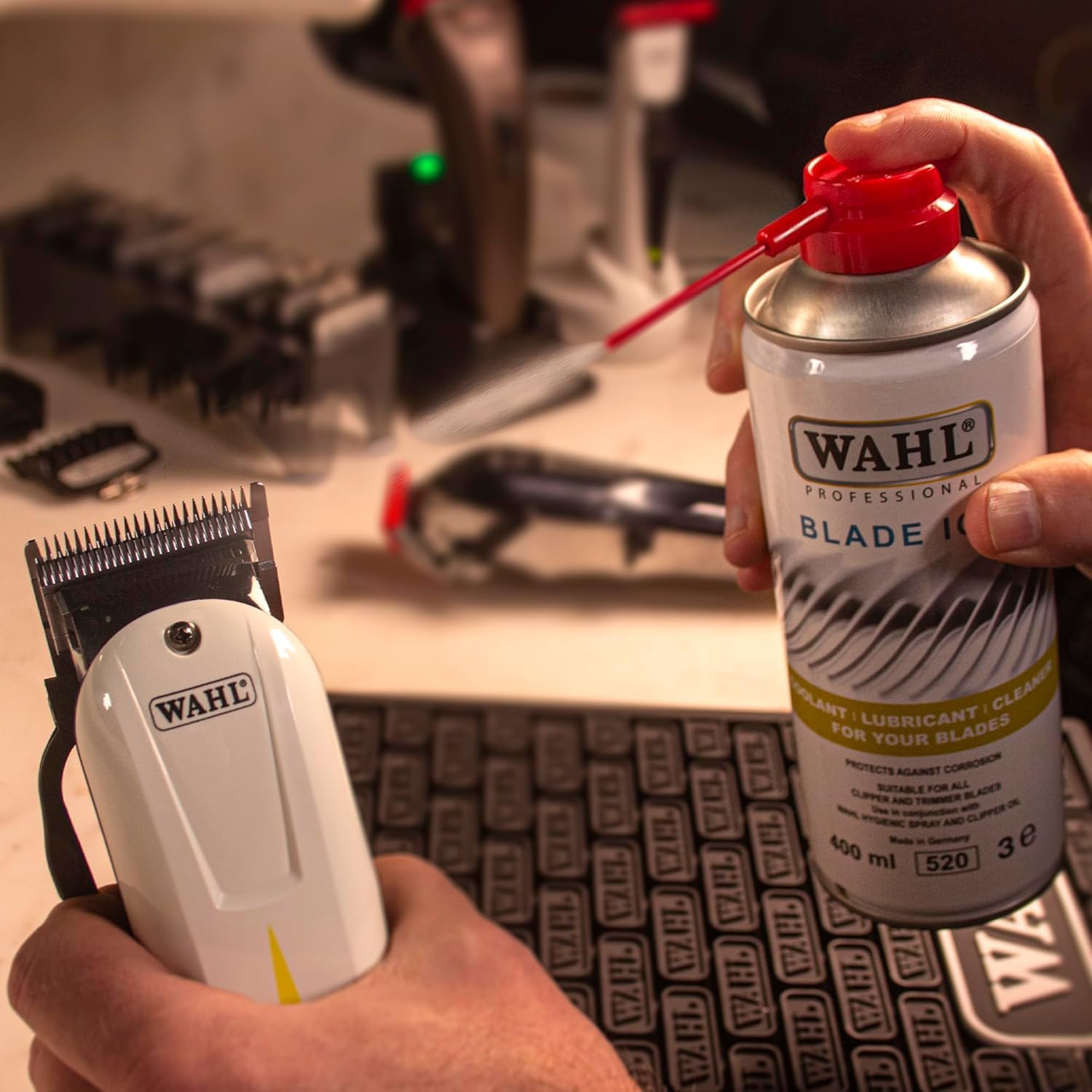 Detalle 1 de Wahl Blade Ice – Spray refroidissant pour tondeuses 400 ml