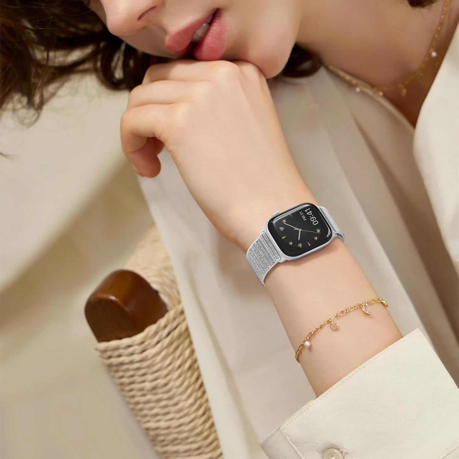 Detalle 1 de JNN Nylon Sport Loop Apple Watch Band, Seashell, Washable Recycled Nylon