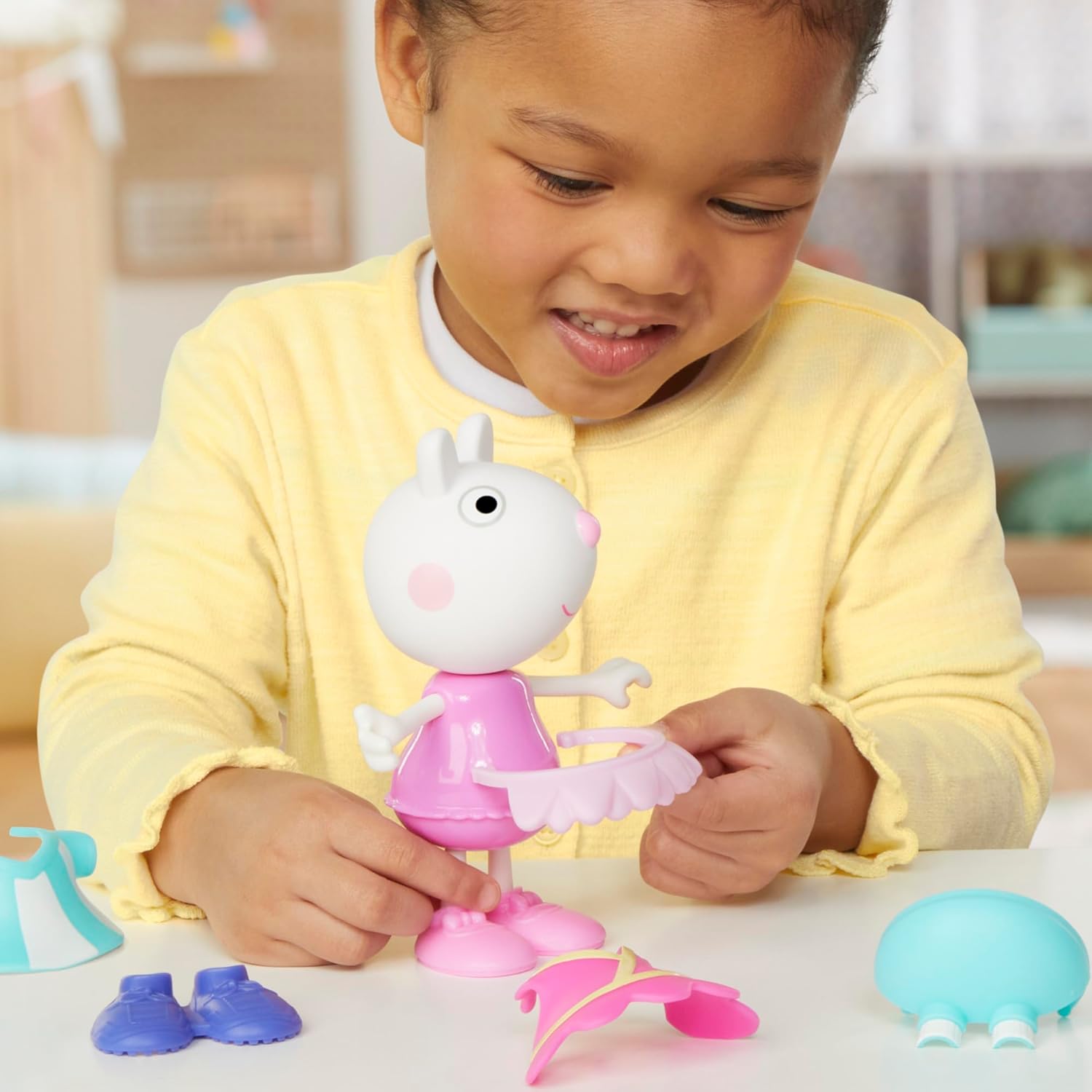 Thumbnail 6 de Peppa Pig Suzy Sheep Dress Up