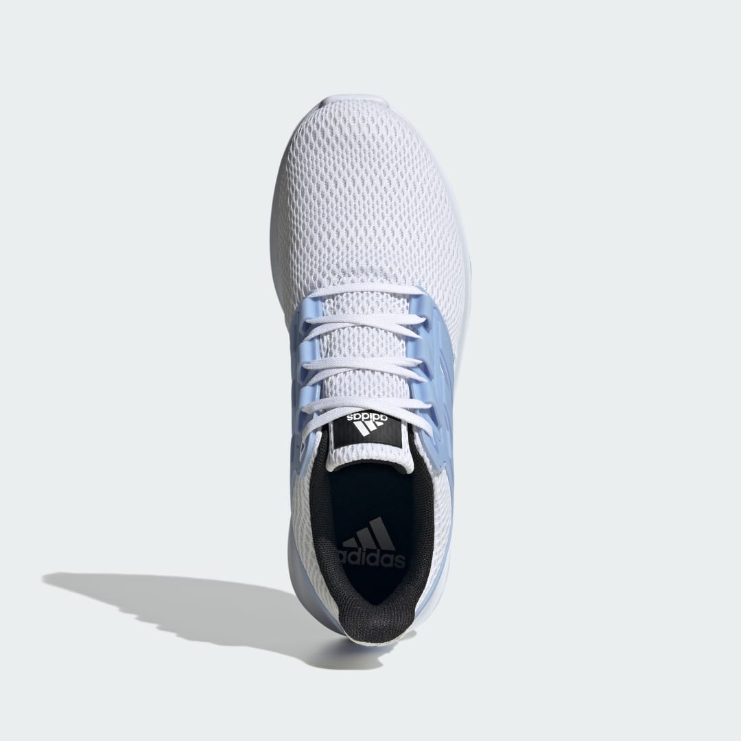 Detalle 2 de Zapatilla Ultimashow de Adidas: estilo limpio y comodidad para el día a día