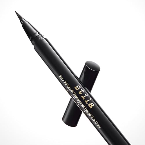 Detalle de stila Waterproof Liquid Eye Liner: Stay All Day with a Fine Brush Tip