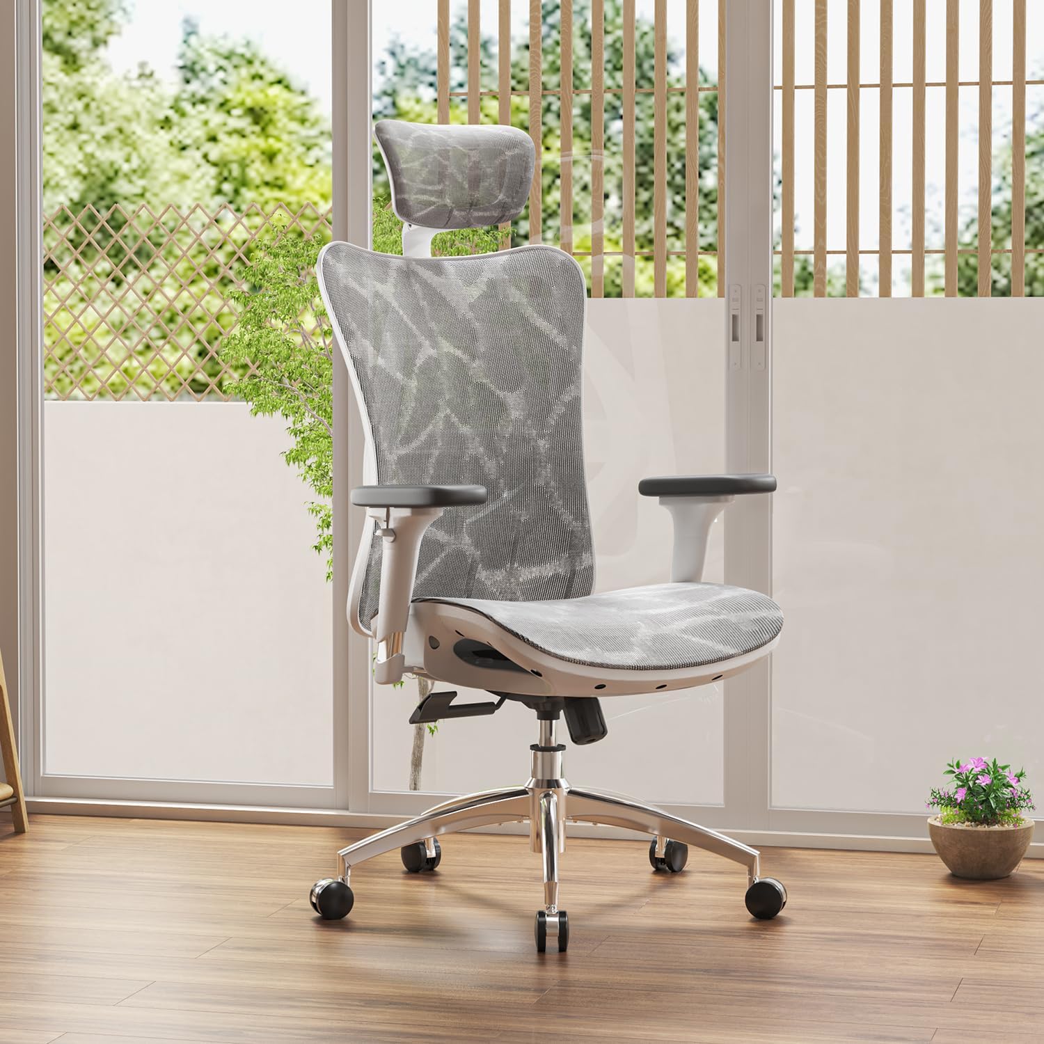Detalle 2 de SIHOO M57: sedia ergonomica da ufficio con schienale alto, design traspirante e regolazione 3D