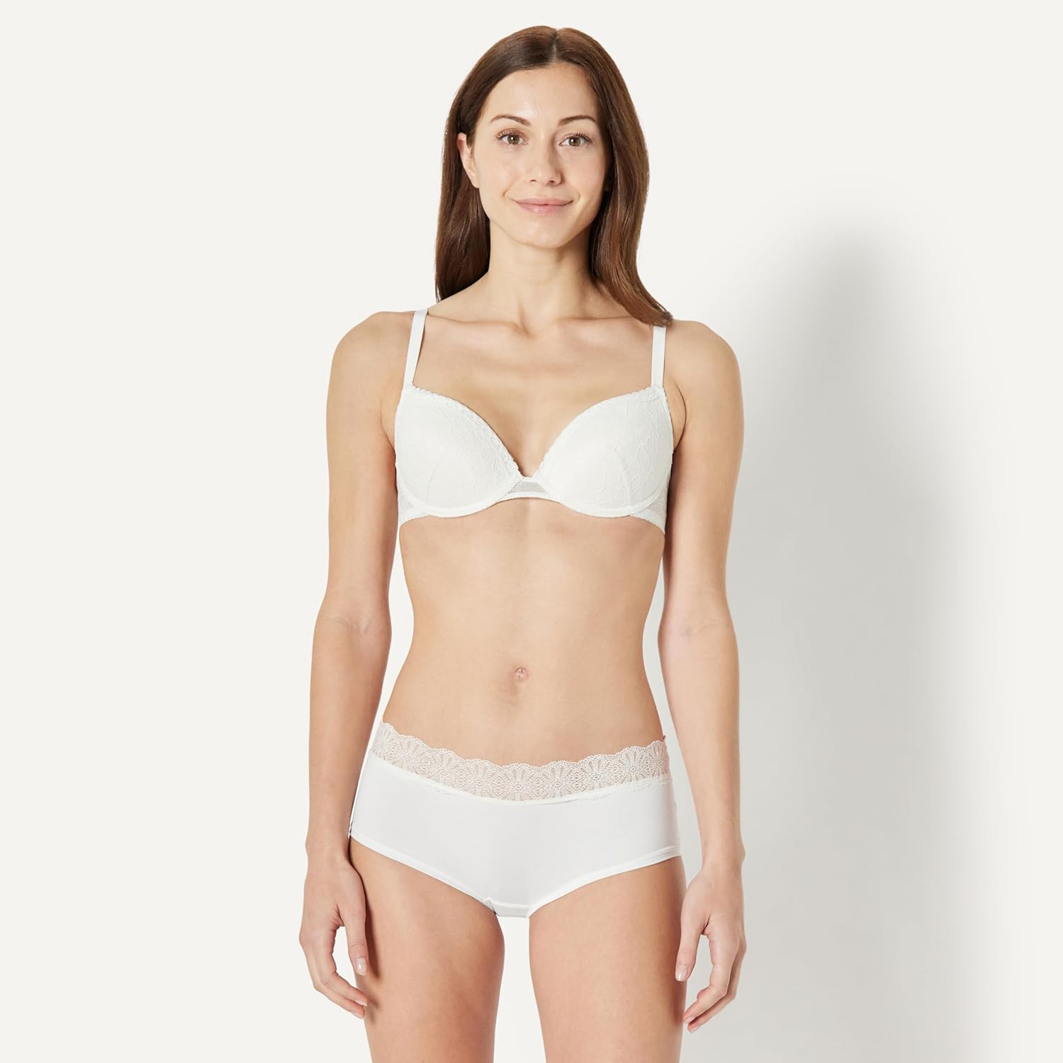 Thumbnail 4 de Amazon Essentials Women’s Stretch All Over Lace Lined Push-up Bra