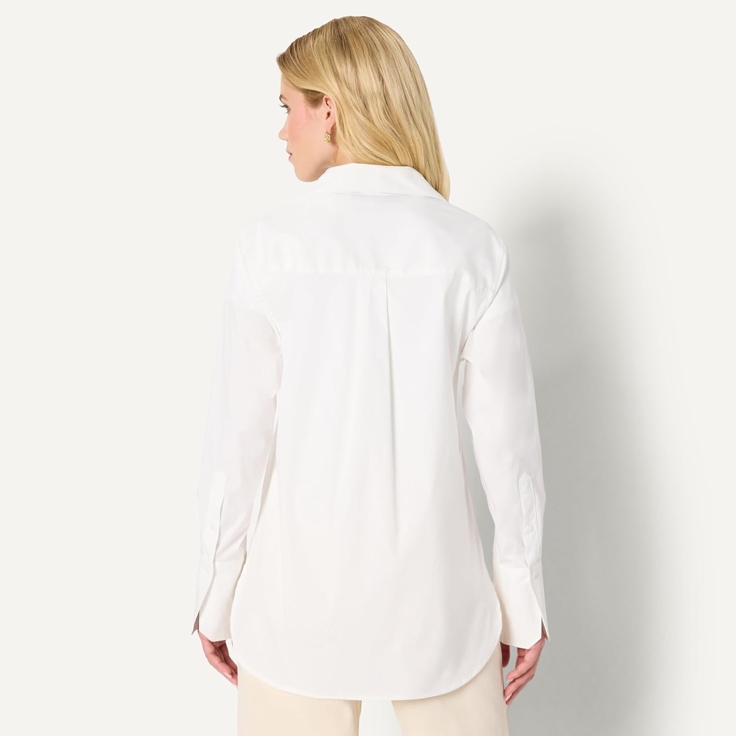 Thumbnail 1 de Amazon Essentials Women’s Oversized-Fit Cotton Stretch Poplin Button-Down Dress Shirt