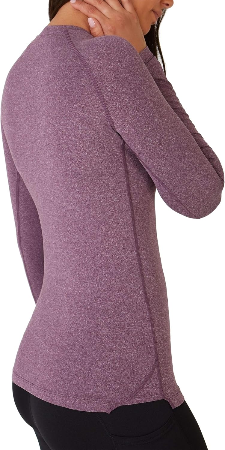 Detalle de TCA SuperThermal Maglia Termica Donna a Manica Lunga: Calore e Prestazioni per l’Inverno Attivo