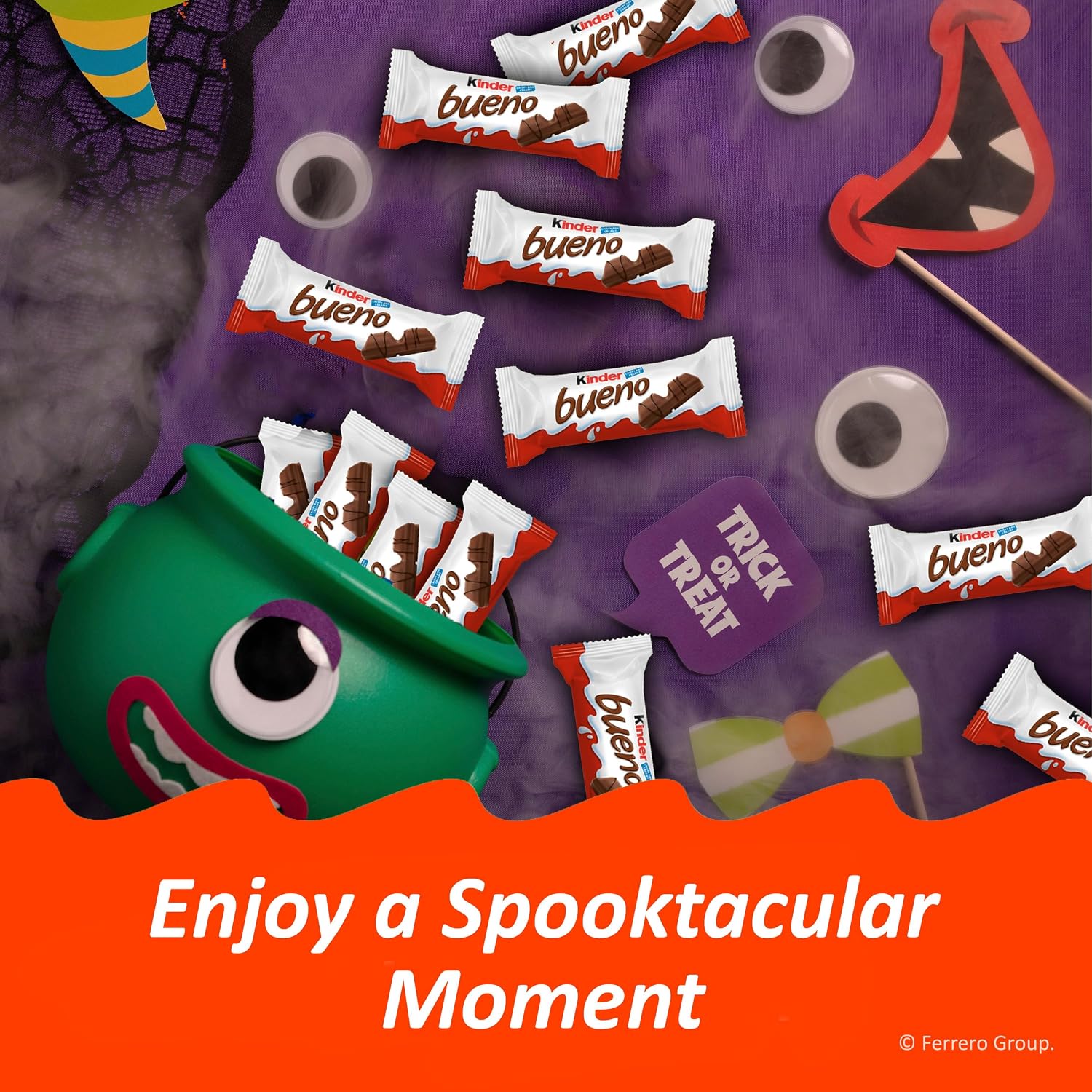 Detalle de Kinder Bueno Halloween Snack-Size Chocolate Bars, 6.8 oz, Individually Wrapped