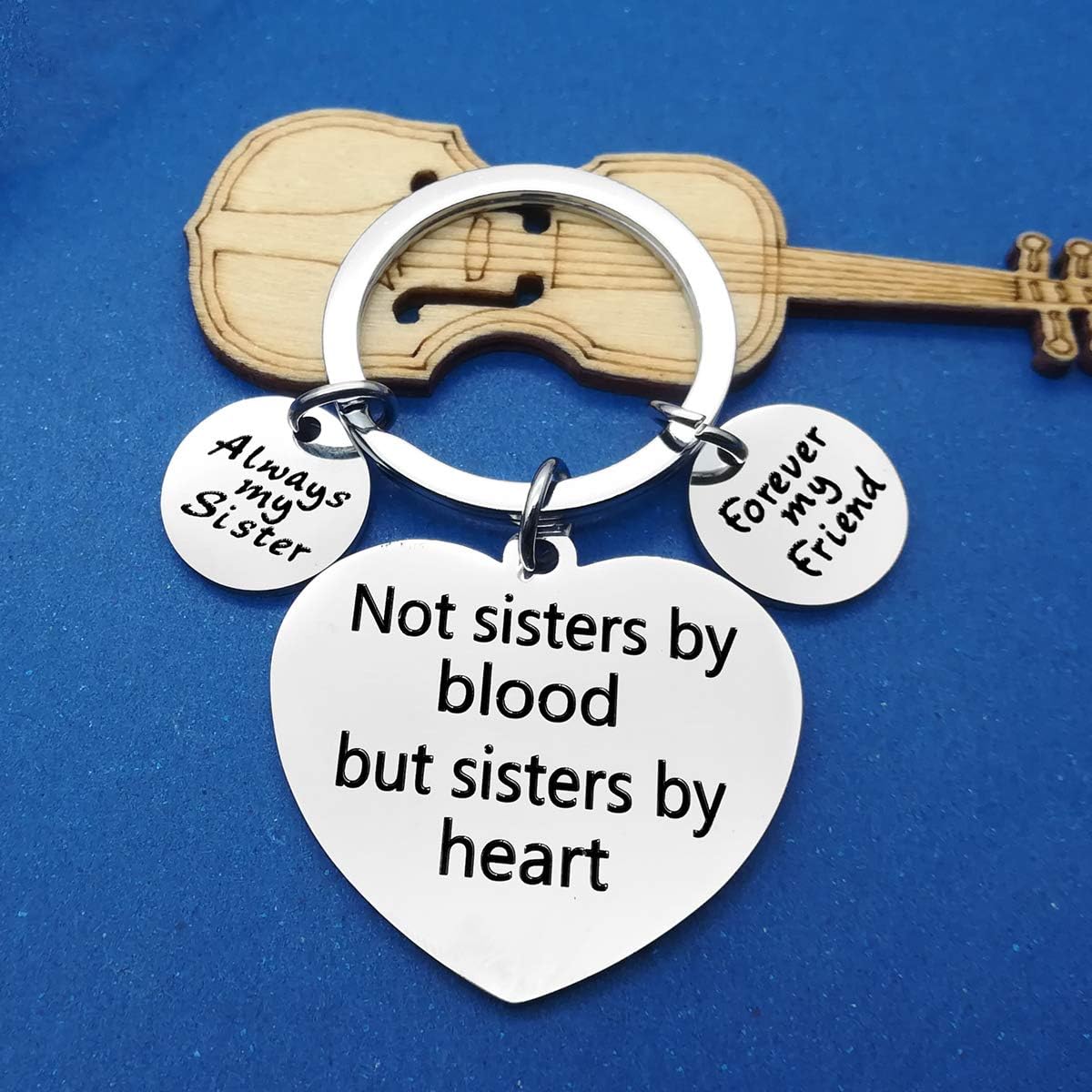 Detalle de Huwujiu Best Friend Keyring: Not Sister by Blood but Sister by Heart