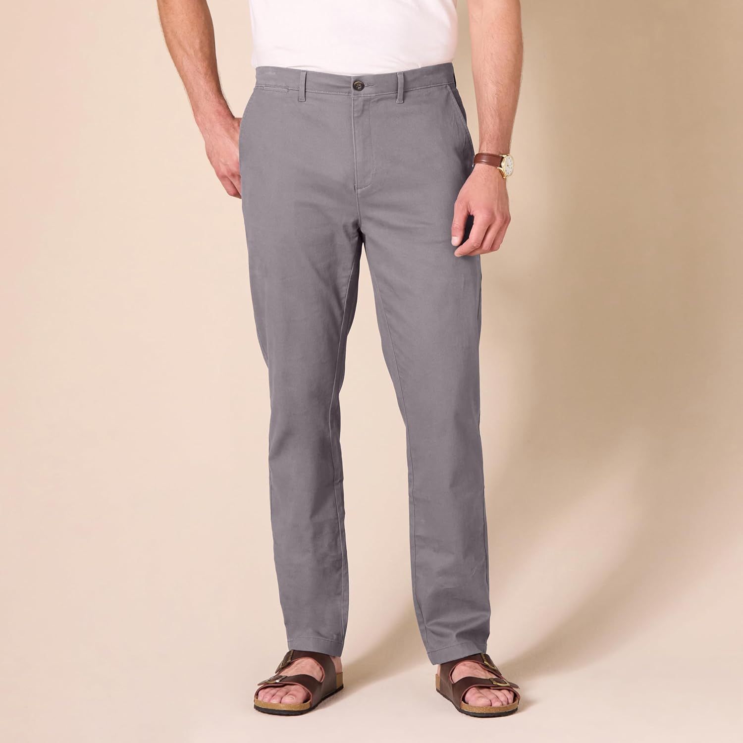 Thumbnail 2 de Amazon Essentials Men’s Straight-Fit Casual Stretch Chino Trousers (Khaki)