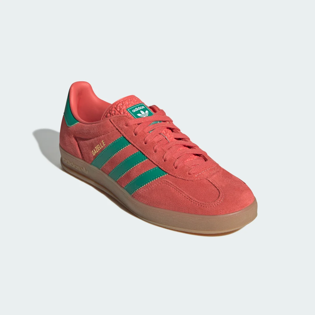 Detalle 2 de Zapatilla Gazelle Indoor de Adidas – rojo, para uso diario en interior