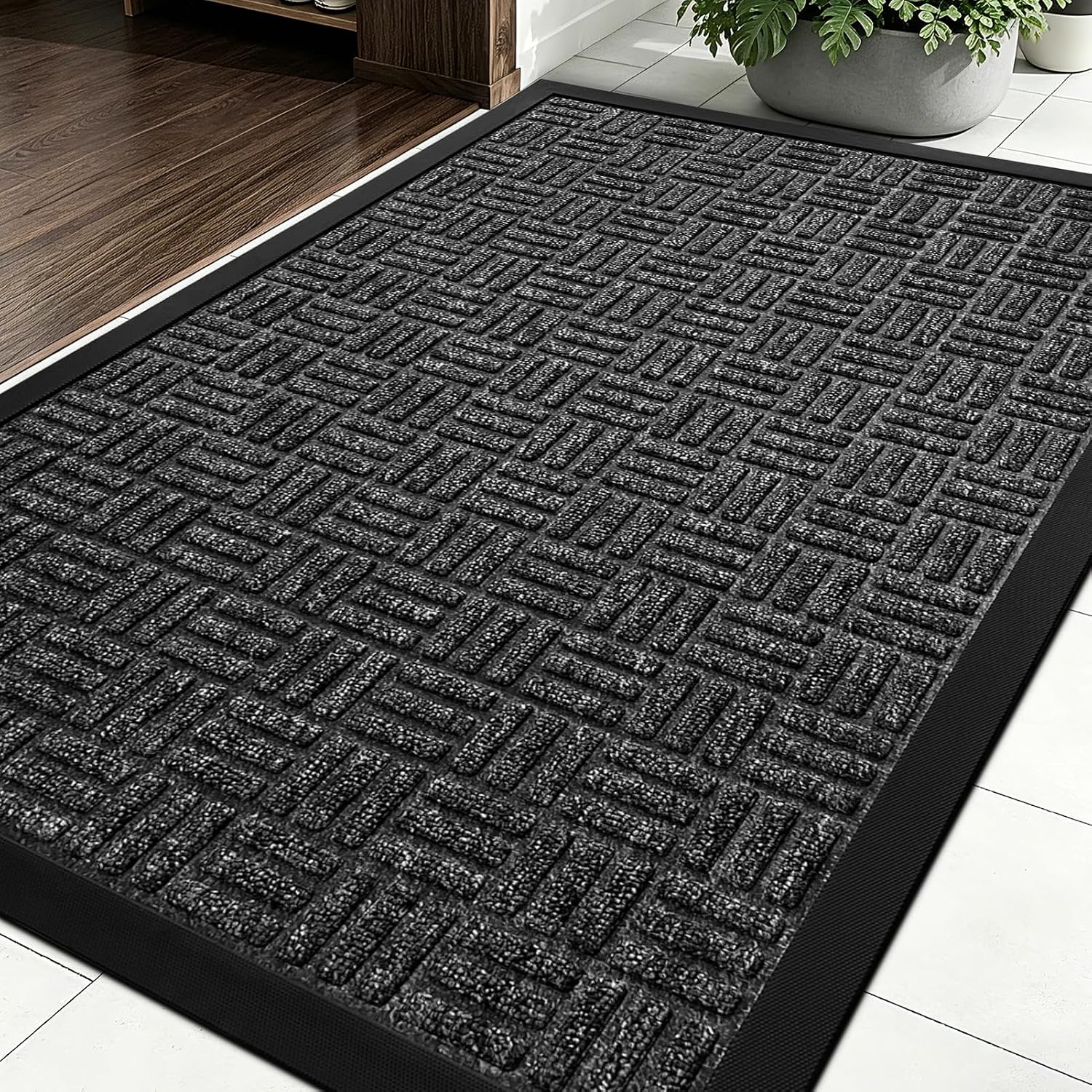 Detalle de Mibao Front Door Mat (Heavy-Duty Outdoor Welcome Mat) — Dirt-Trapper, Waterproof, Non-Slip, 29.5" x 17", Grey