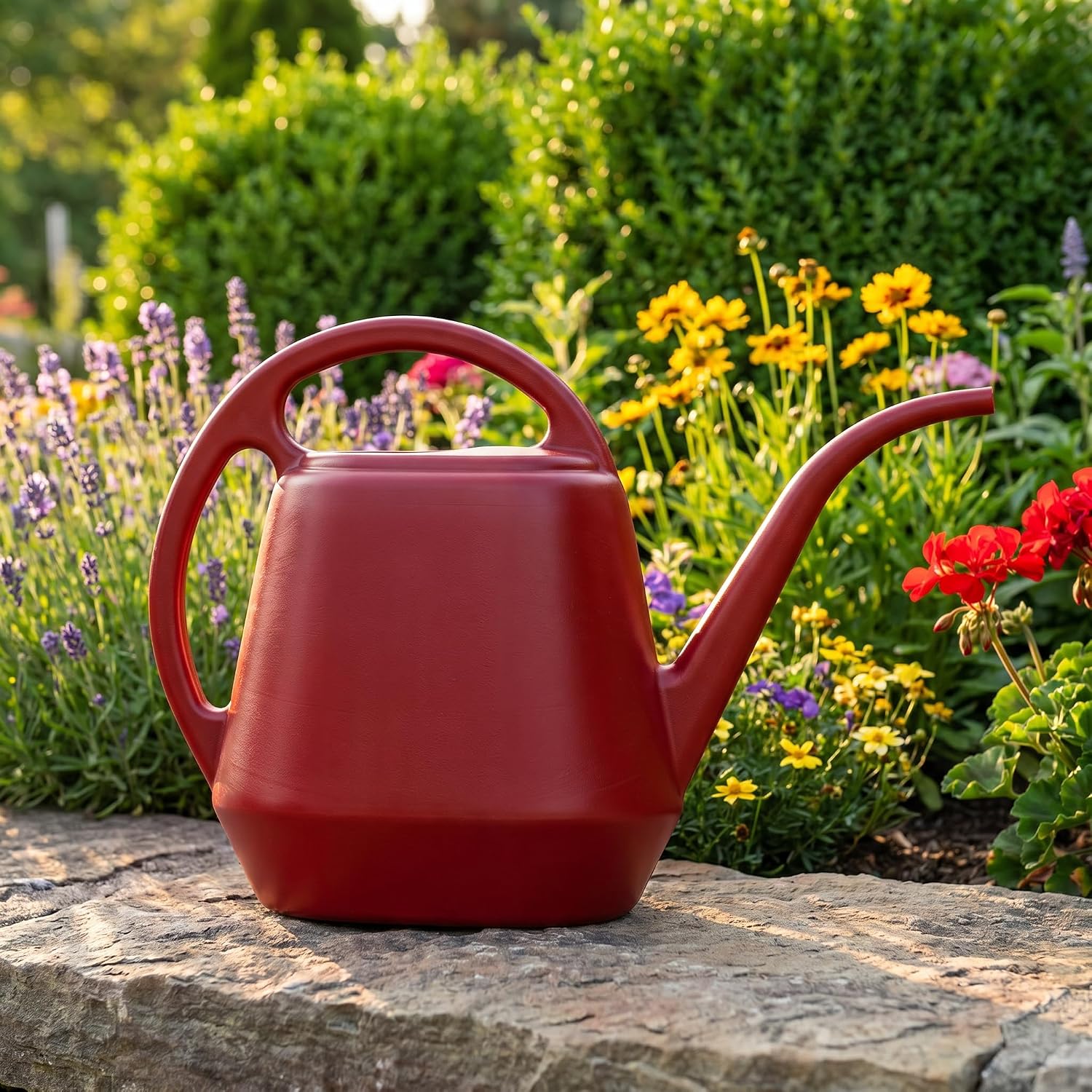 Detalle de Fasmov Plastic Watering Can, 1-Gallon, Burnt Red with Long Spout