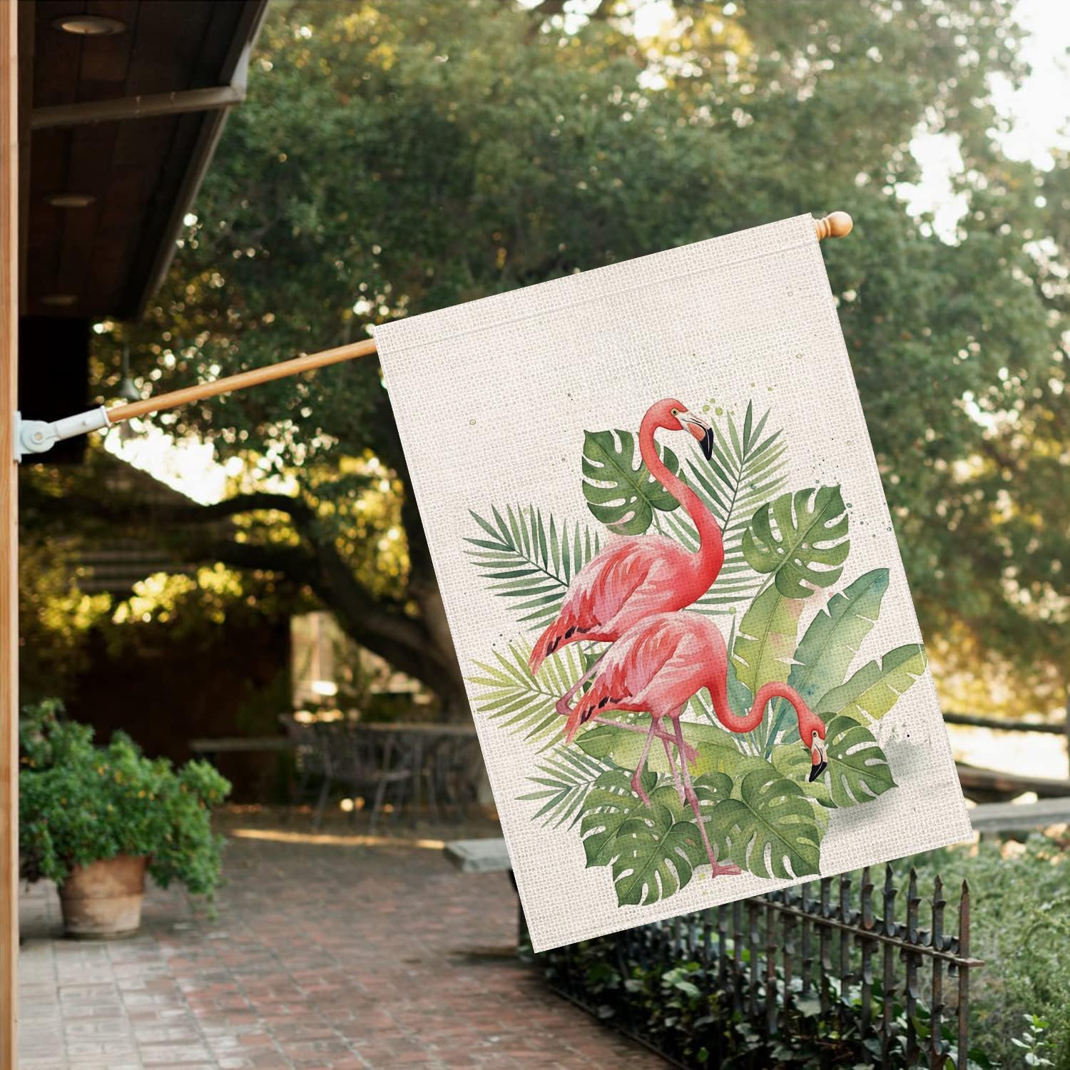 Detalle de Tropical Flamingo House Flag 28 x 40 Inch