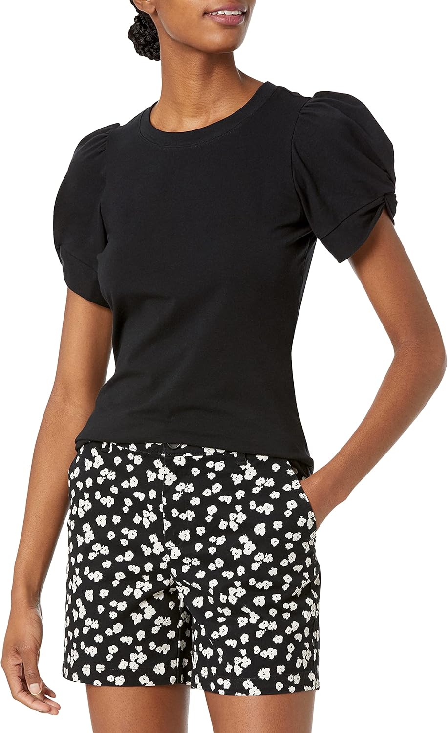 Detalle de Amazon Essentials Women's Regular-Fit Twist Sleeve Crewneck T-Shirt