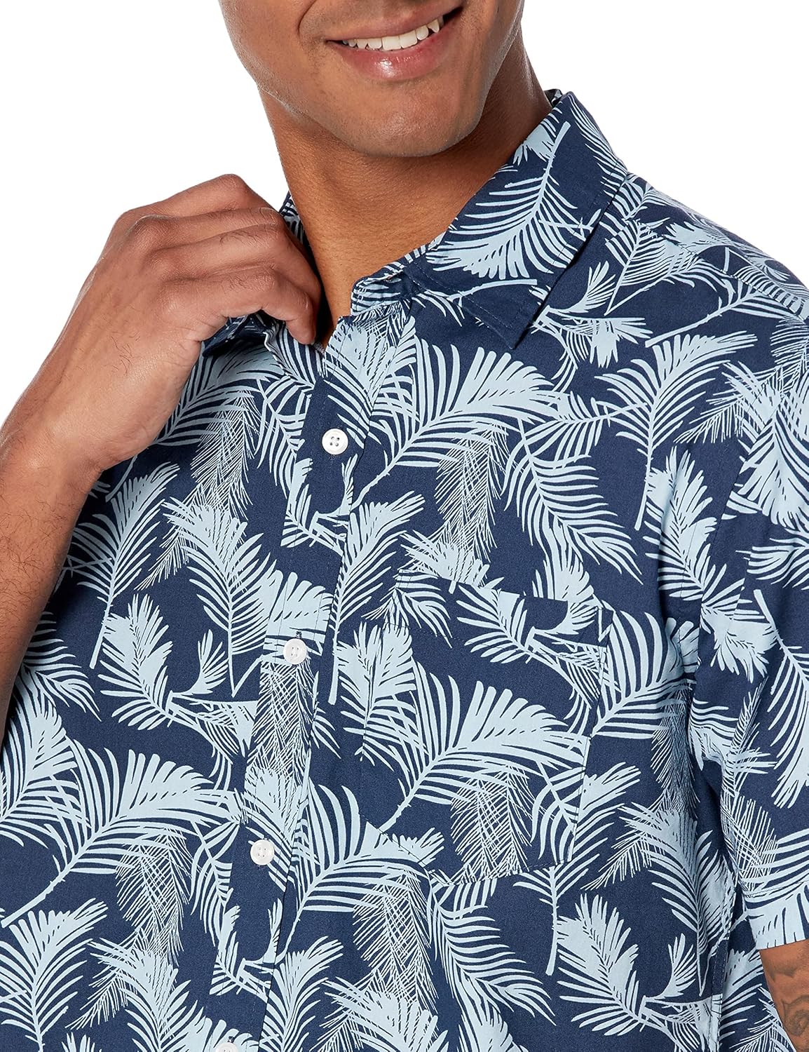 Thumbnail 2 de Amazon Essentials Men's Regular-Fit Short-Sleeve Print Shirt