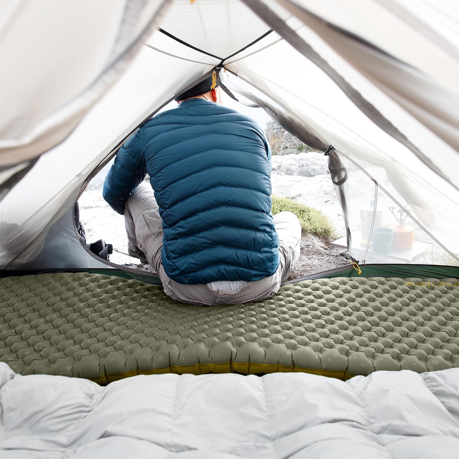 Detalle 2 de Naturehike Ultraleichte selbstaufblasende Isomatte – kompakt, warm und leicht zu transportieren