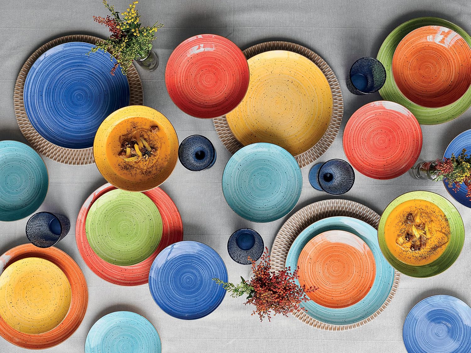 Detalle de Tognana Kaleido, Juego de 18 Platos de Porcelana para 6