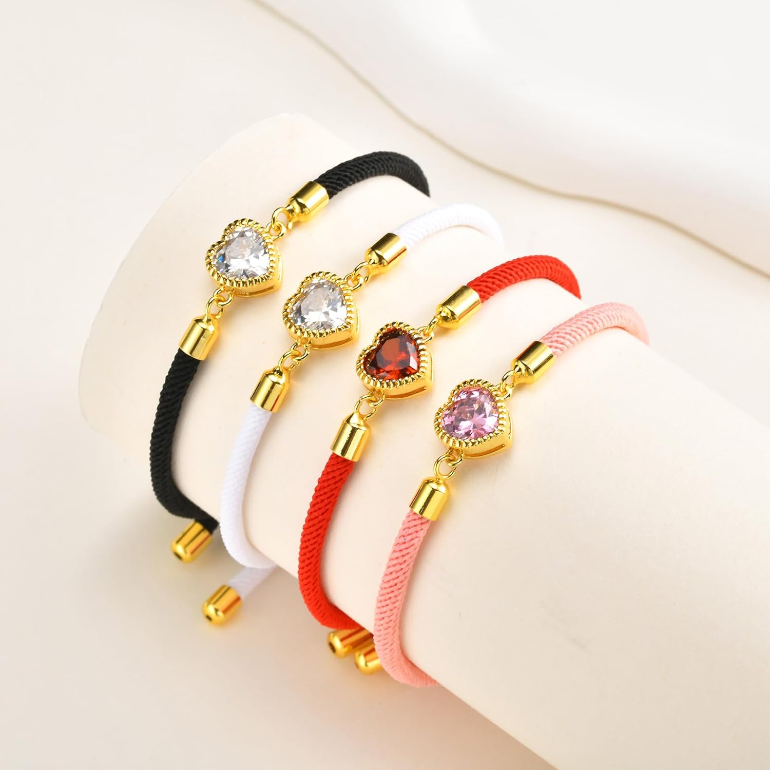 Thumbnail 5 de Gamtic Herz Armband Damen Freundschaftsarmband mit CZ-Herz & verstellbarem Knoten (14–22 cm)