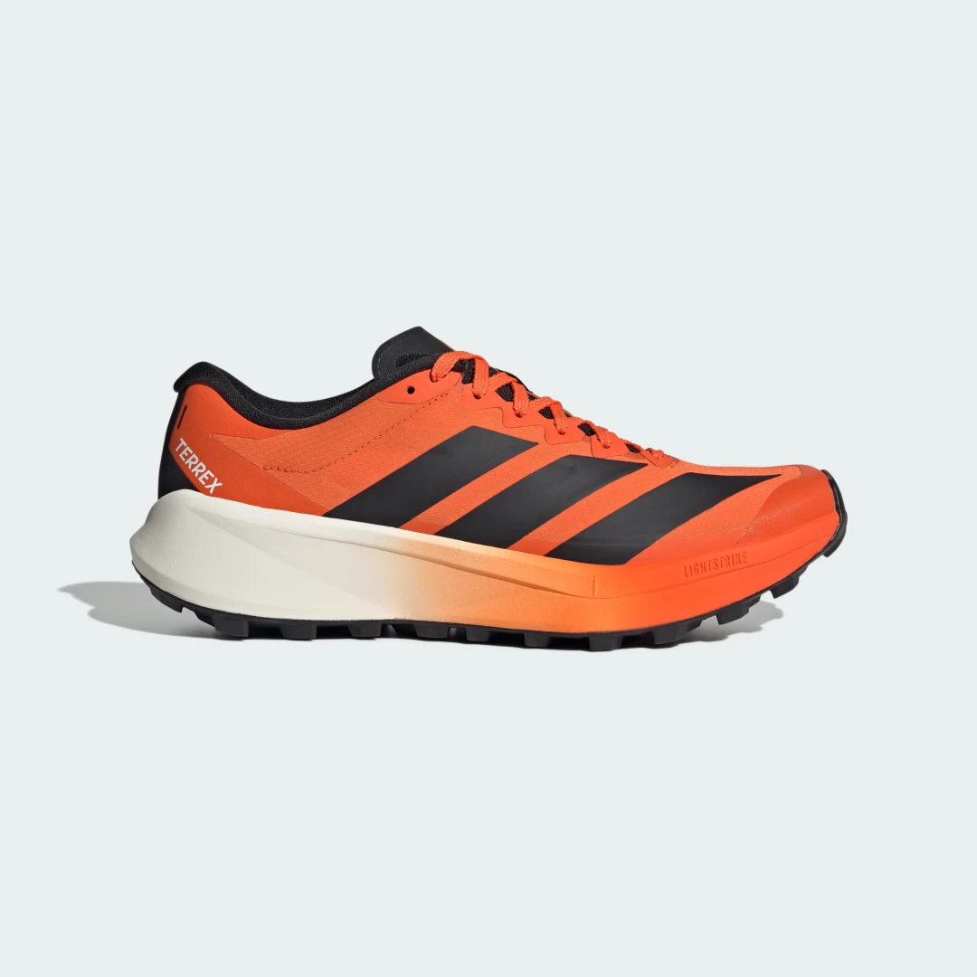 Detalle de Adidas Terrex Agravic 4: zapatilla de trail para terrenos exigentes