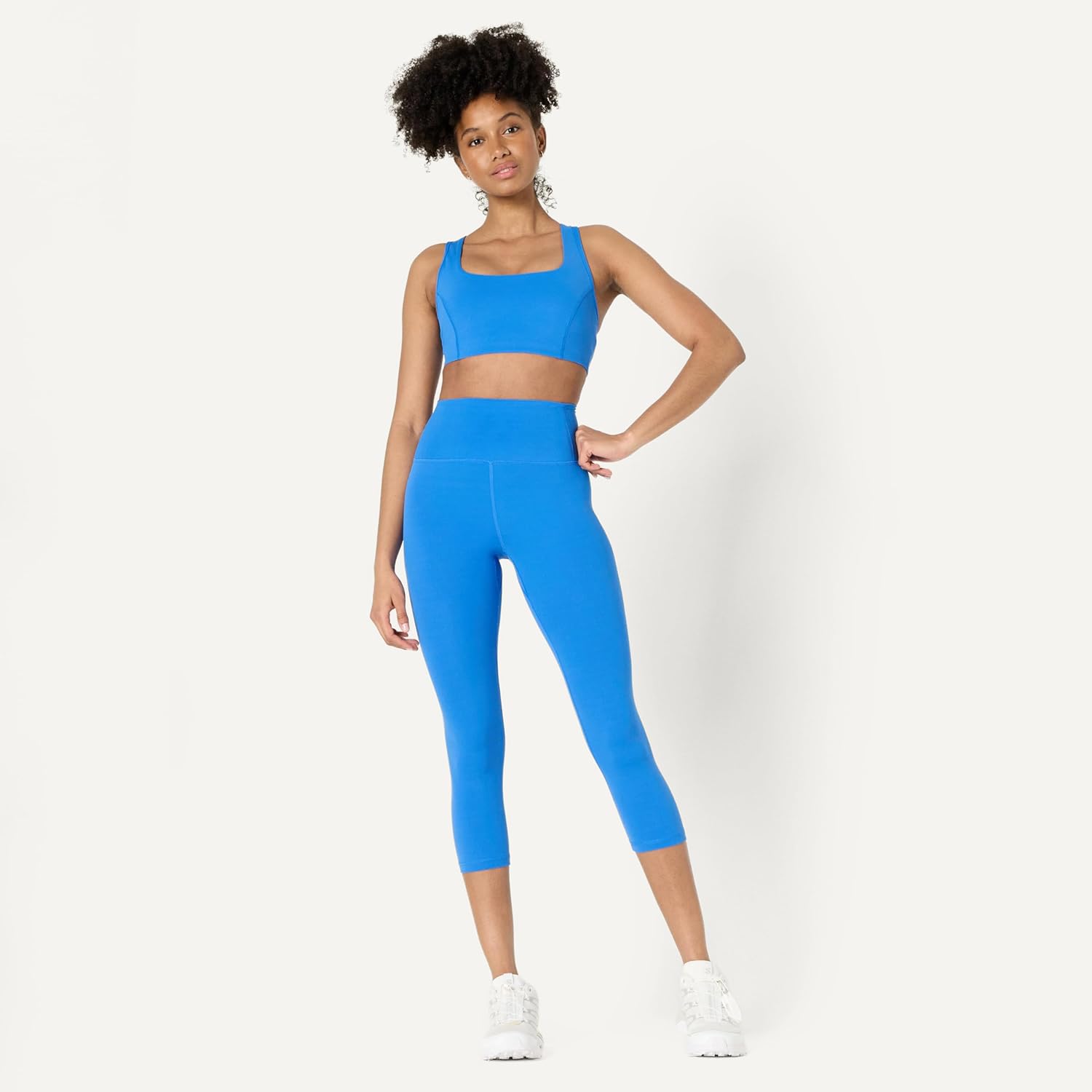 Thumbnail 4 de Amazon Essentials Women's Active FormFlex Buttery Soft Light Support Square Neck Racerback Sports Bra