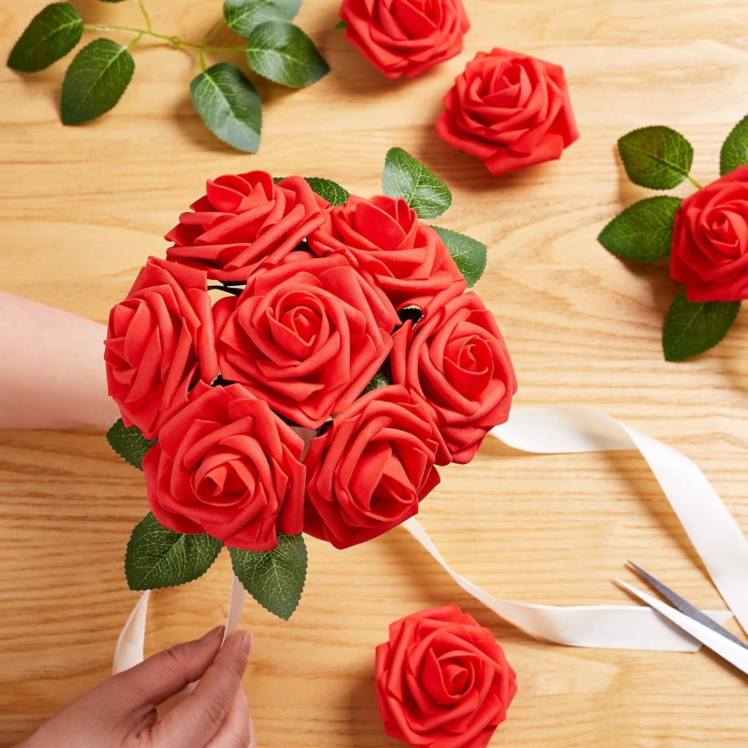 Thumbnail 1 de XIANNVXI Red Roses Artificial Flowers with Stems – 16-Piece Set for Weddings and Events