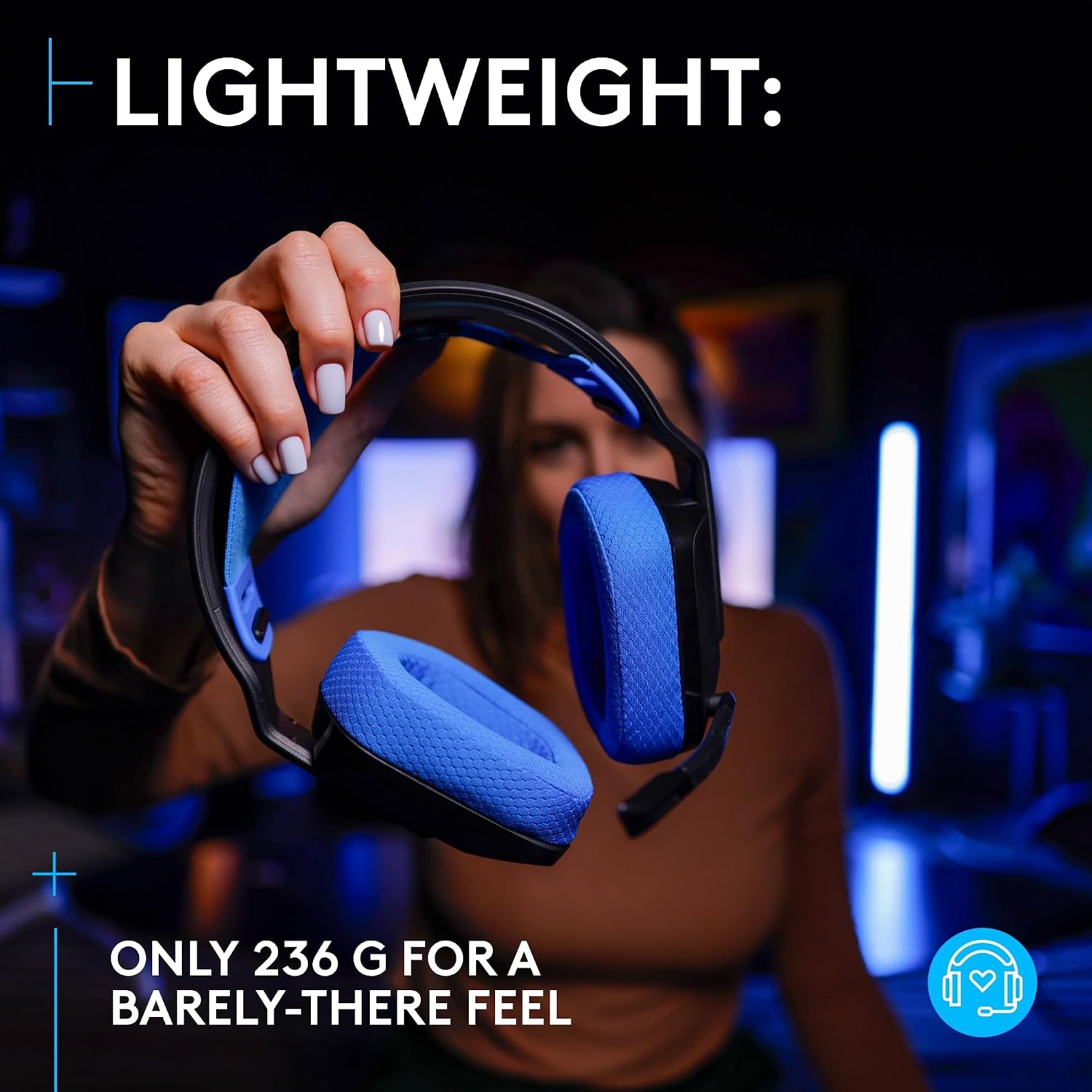 Detalle de Logitech G G535 Lightspeed Wireless Gaming Headset (Black/Blue) with flip-to-mute mic