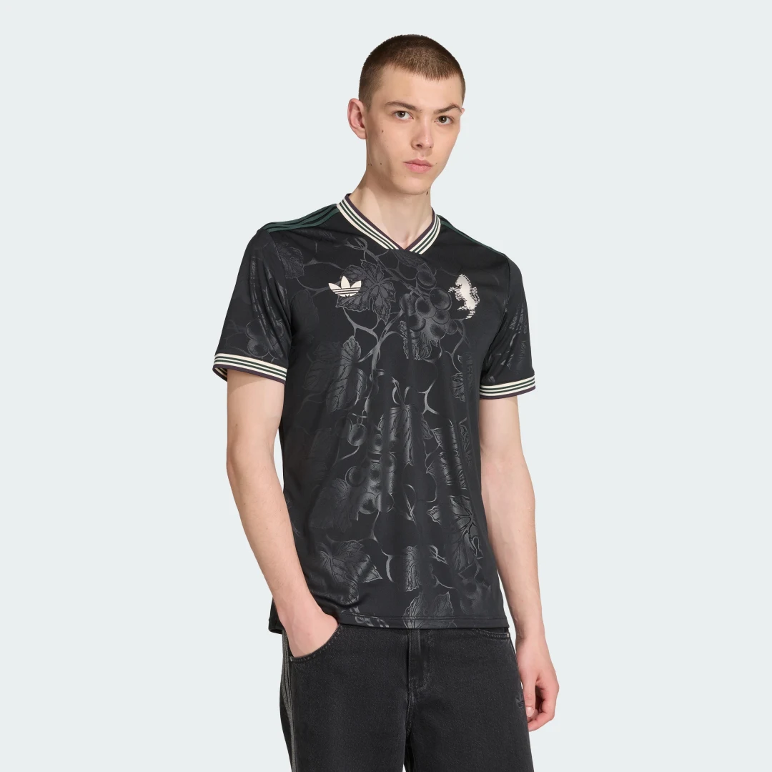 Detalle de Camiseta de la tercera equipación Juventus 25/26 de Adidas