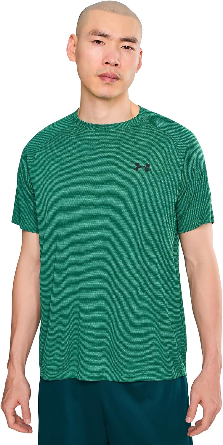 Detalle de Under Armour Men Sportstyle Left Chest T-Shirt – Super Soft, Easy Fit for Training