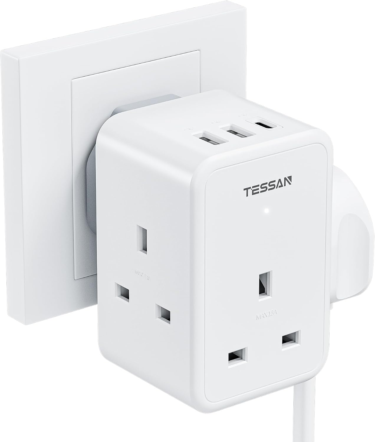 Detalle de TESSAN 3‑way USB plug adaptor with USB ports 🔌