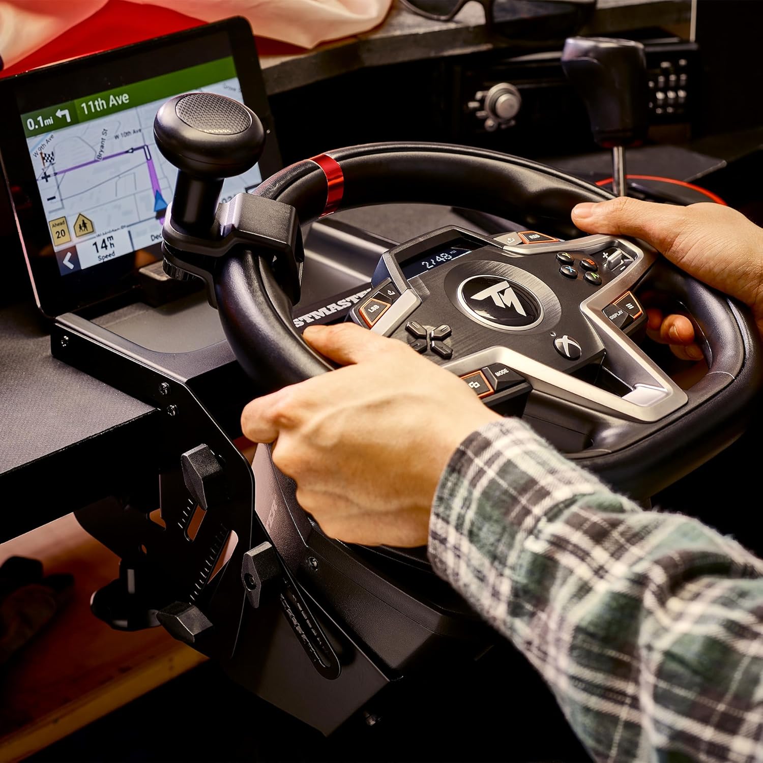 Detalle de Thrustmaster SimTask Steering Kit – Lenkradhalterung & Lenkradknauf für Fahrsimulationen mit schweren Fahrzeugen (kompatibel mit T128 & T249)