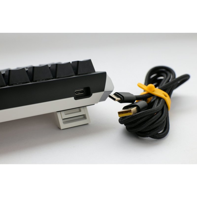 Detalle de ducky One 3 Classic Mini 60% Hot-Swap MX-Clear