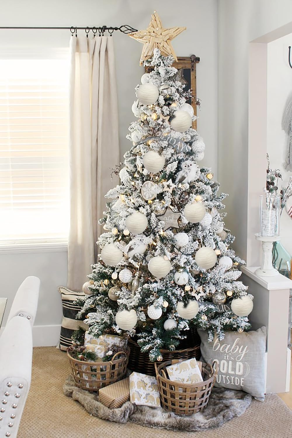 Detalle 2 de Oairse 10cm White Christmas Ornament Balls – 6 Large Shatterproof Yarn Baubles