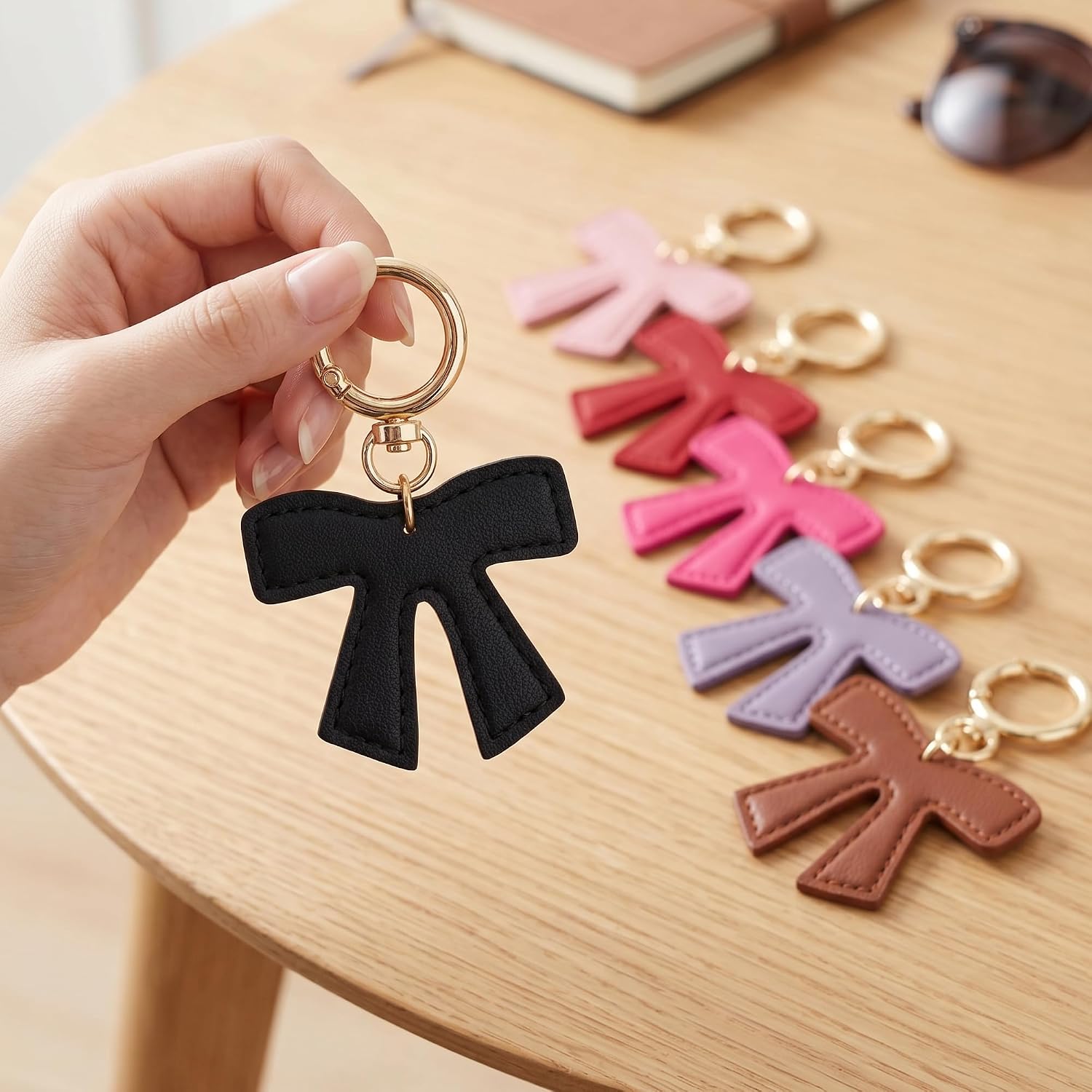 Detalle de Fuerxy Bow Bag Charm, PU Leather
